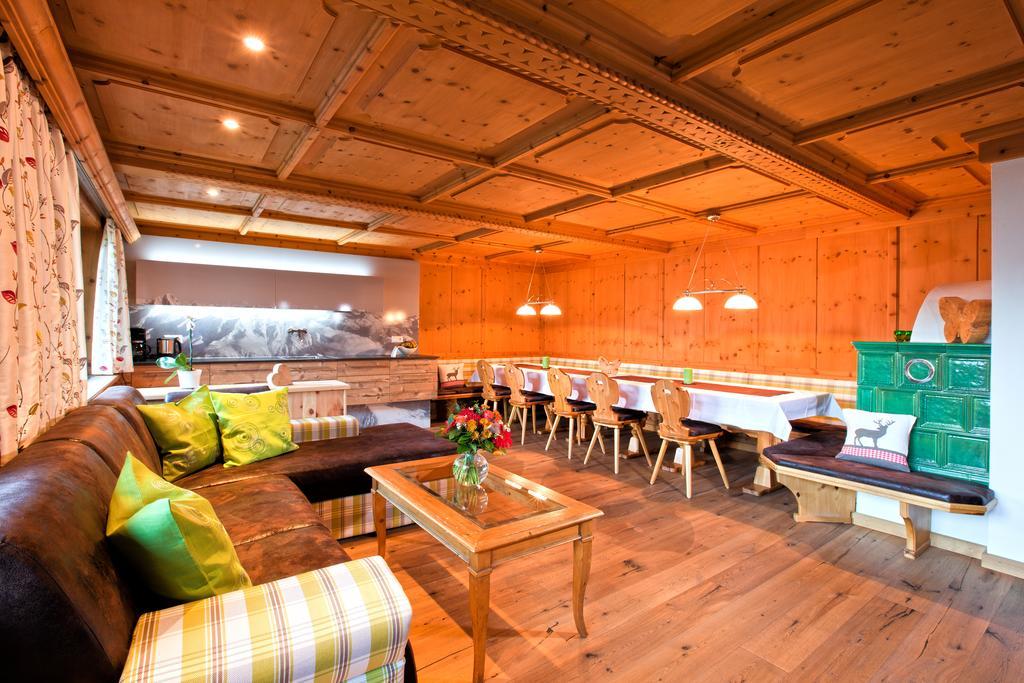 Chalet Tschallener ريد إم أوبيرينتال الغرفة الصورة