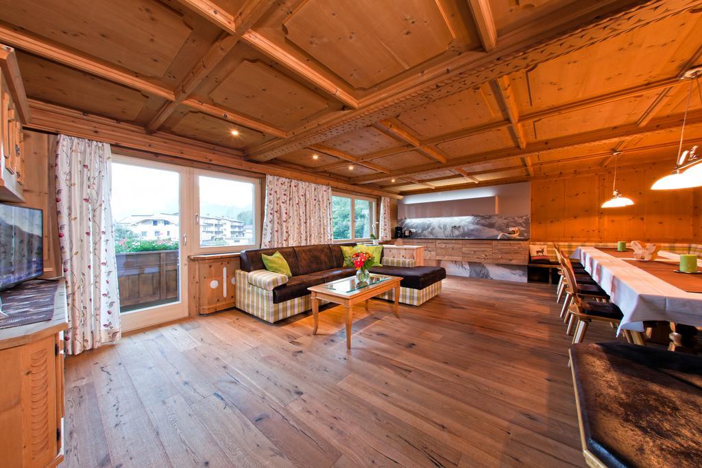 Chalet Tschallener ريد إم أوبيرينتال الغرفة الصورة
