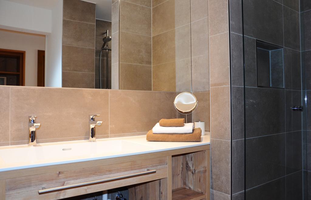 Chalet Tschallener ريد إم أوبيرينتال المظهر الخارجي الصورة
